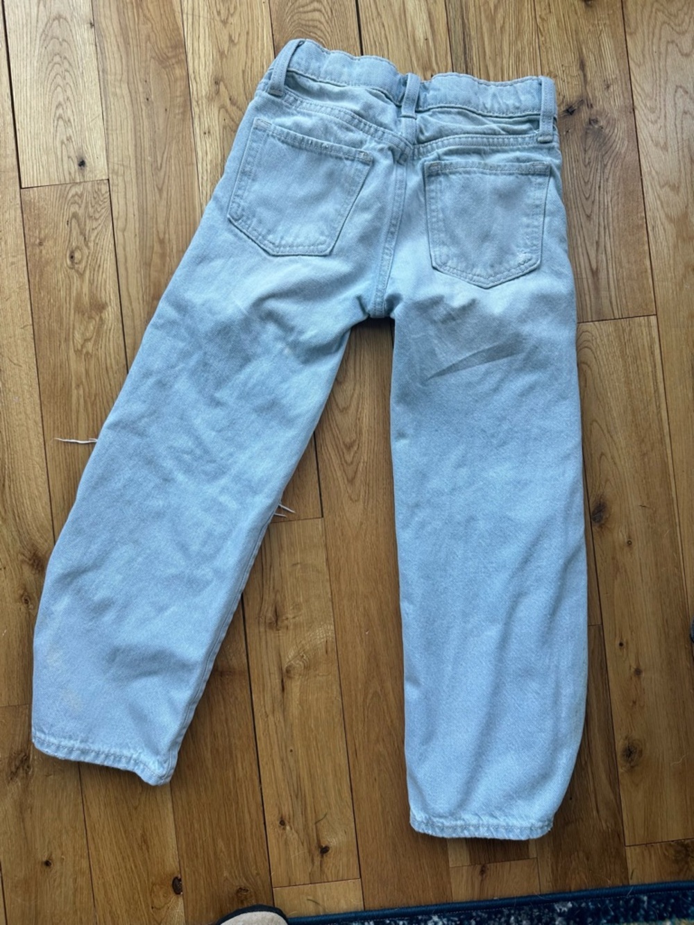 Chloé Girls Pineapple Lace Top & Old Navy Baggy Wide Leg Jeans Set - Picture 8 of 12